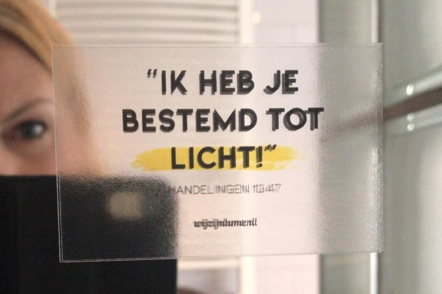 spiegel. lume, vrouw, licht, handelingen