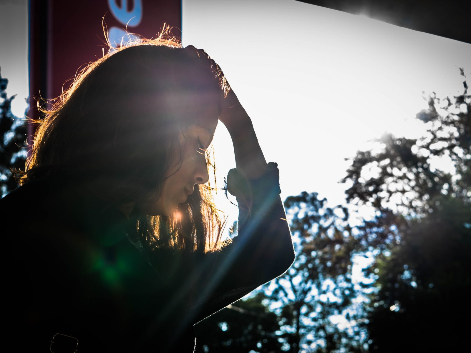 woman, sad, licht, zon, vergeving, smoezen