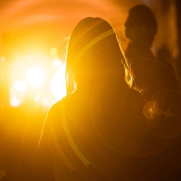 licht, light, step, stap, woman, vrouw, lume