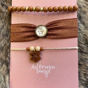 Nieuw - Setje armbandjes Be a light for all to see